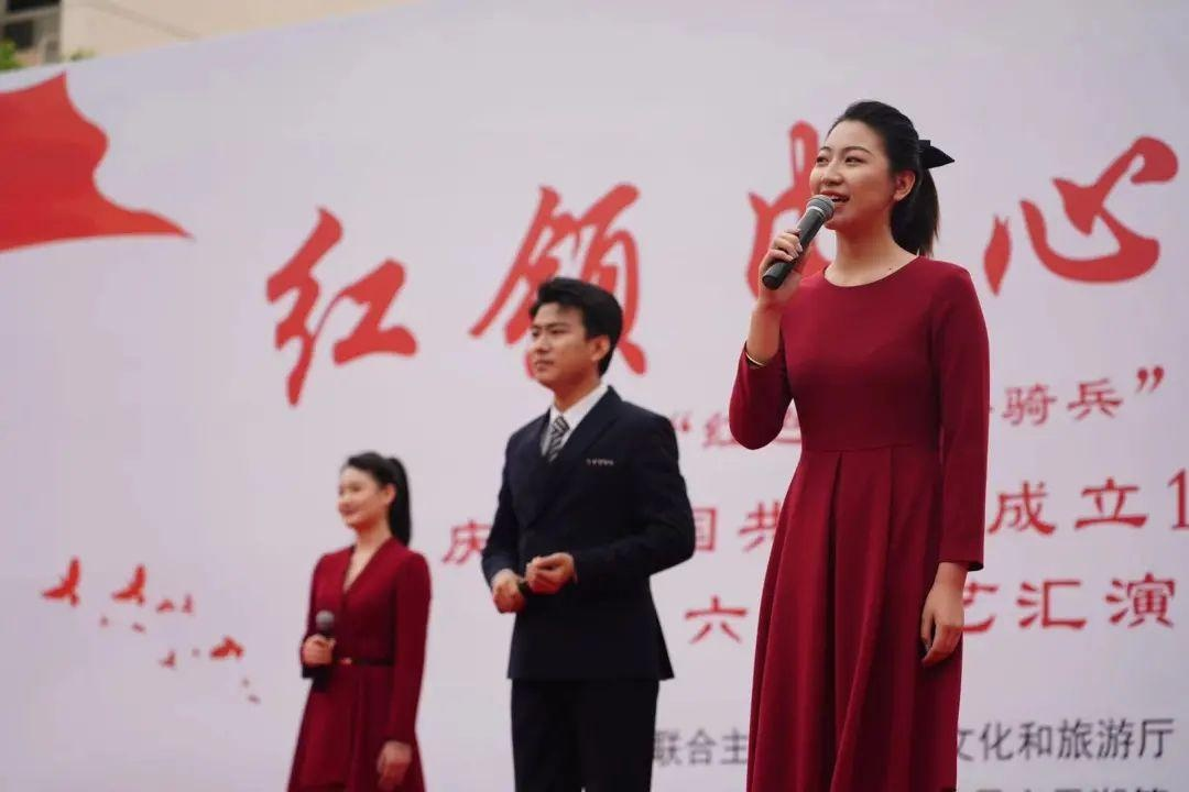 武汉传媒学院艺术党课进社区、进校园、进老区